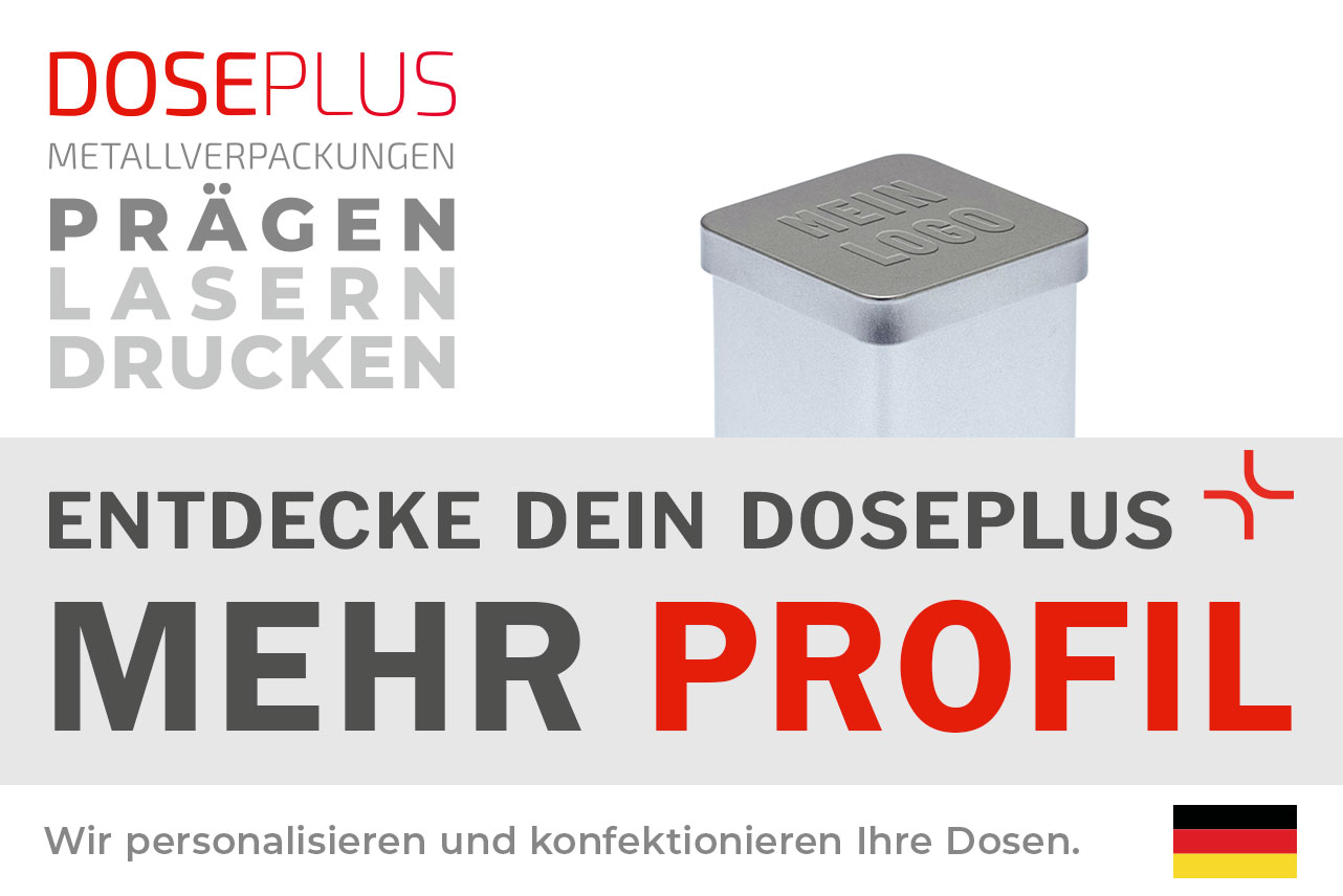 Doseplus quadratische silberne Metalldose mit geprägtem Schriftzug „Mein Logo“ auf dem Deckel. Text: „Metallverpackungen prägen, lasern, drucken – Entdecke dein Doseplus, mehr Profil“.